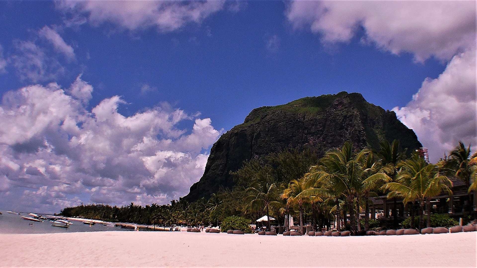 La plage du Morne Brabant, Ile Maurice / Le Morne Brabant Beach, Mauritius