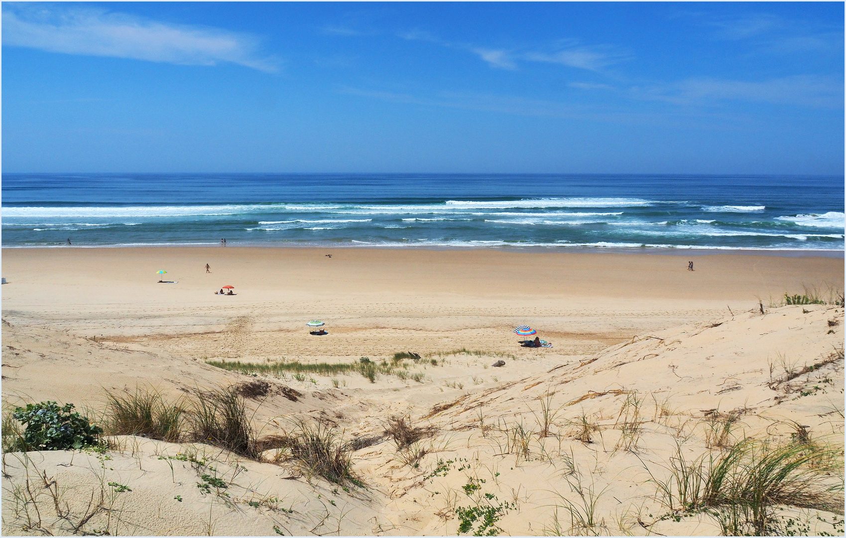 La plage vue de la dune