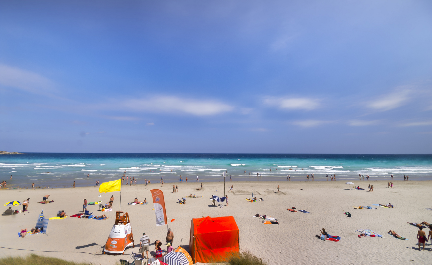 LA PLAYA Y SUS COLORES