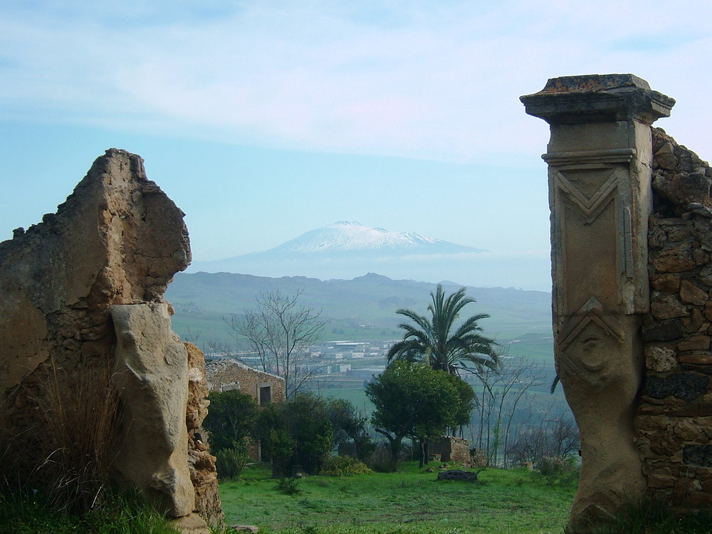 la porta dell'etna.