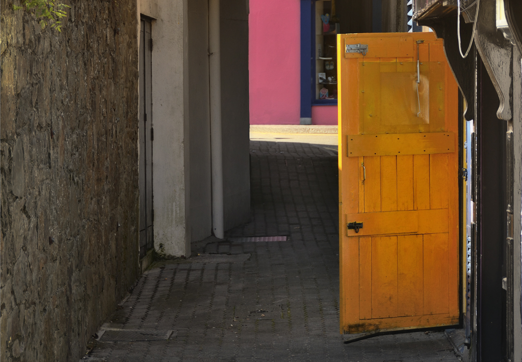 La porte jaune de Kinsale