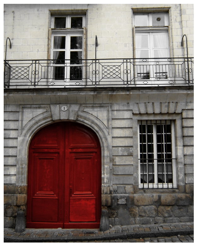 La porte rouge