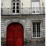 La porte rouge