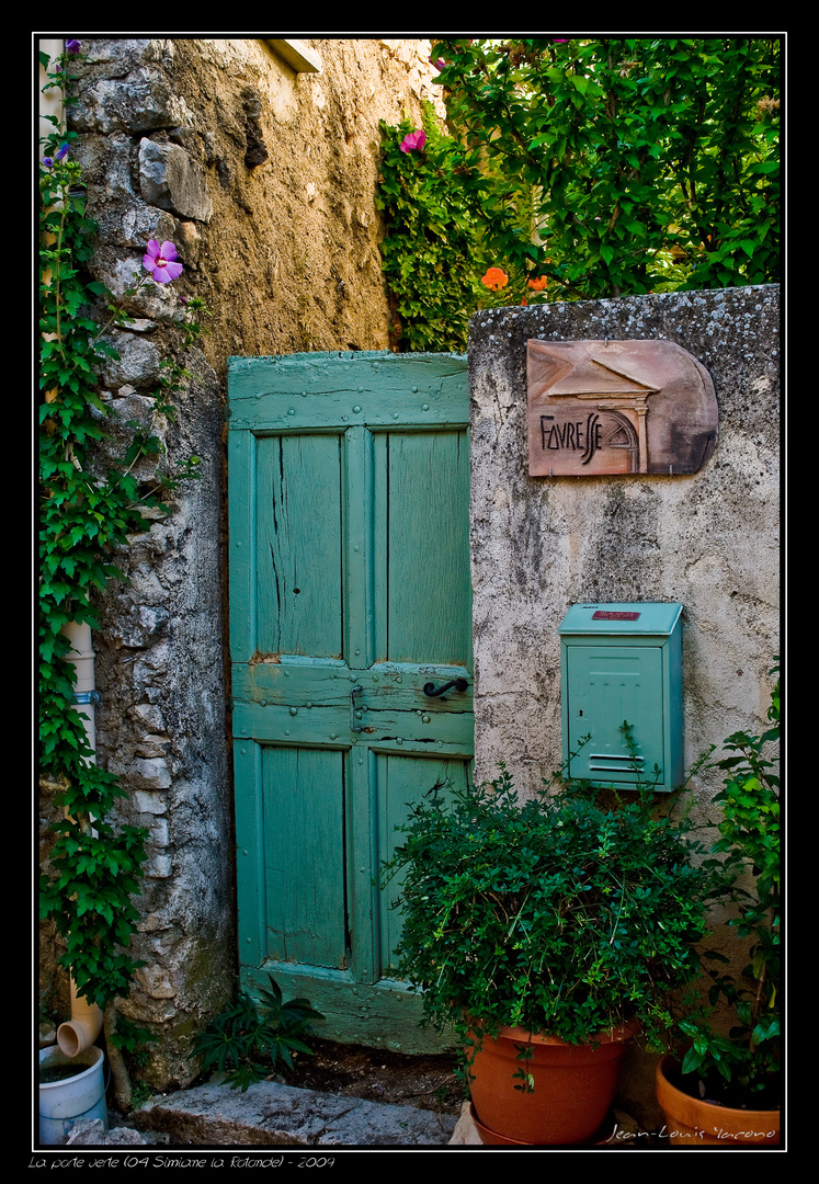 La porte verte (Simiane la Rotonde)