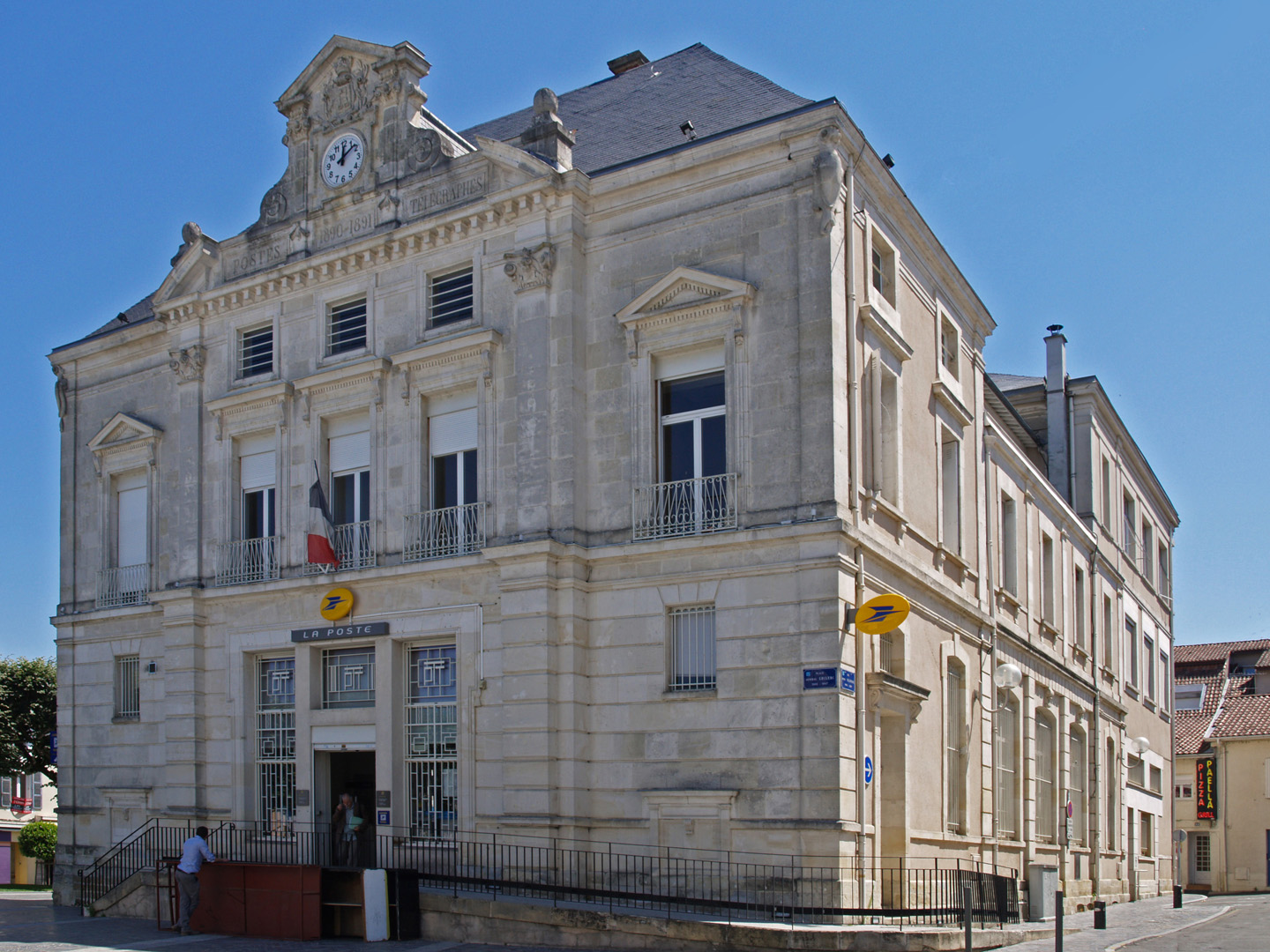 La Poste  -- Mont-de-Marsan  --  Das Postgebäude