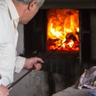 La preparazione del forno a legna