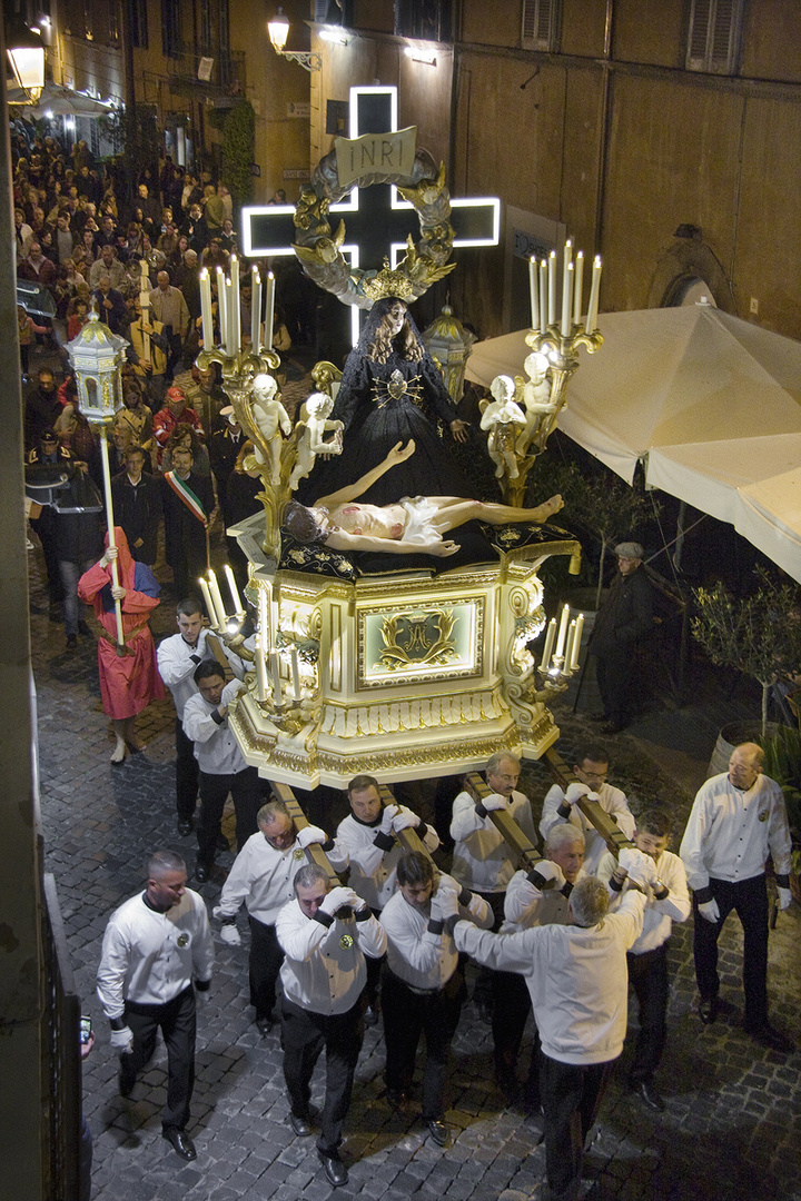 La Processione del venerdi Santo 