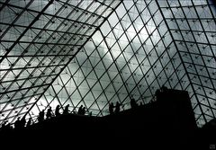 La pyramide du Louvre