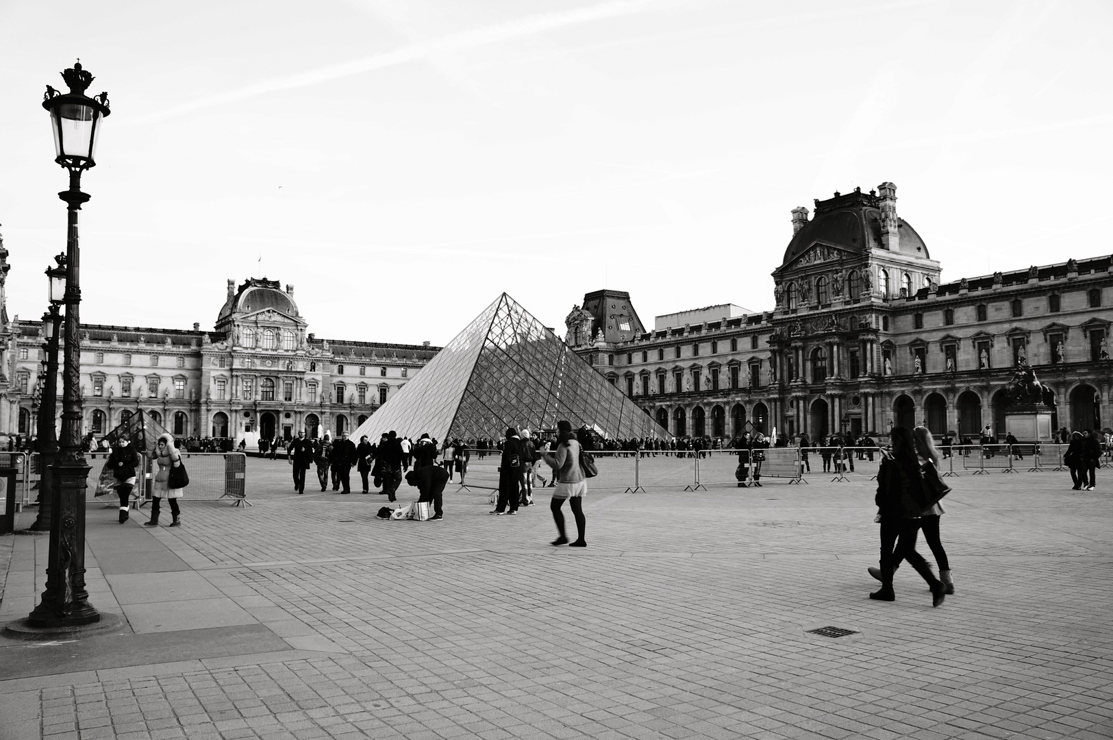 La pyramide du Louvre