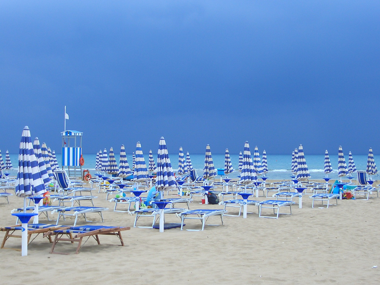 LA QUIETE PRIMA DELLA TEMPESTA