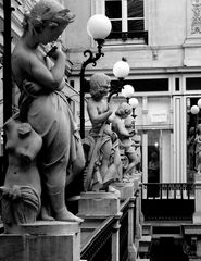 La rangée des statues