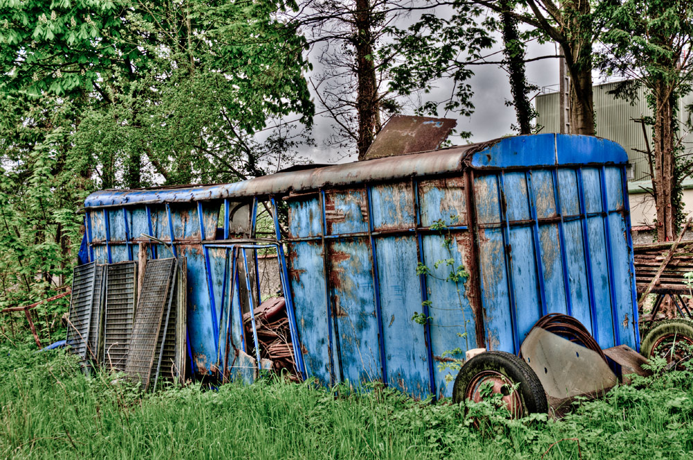 La remorque abandonnée