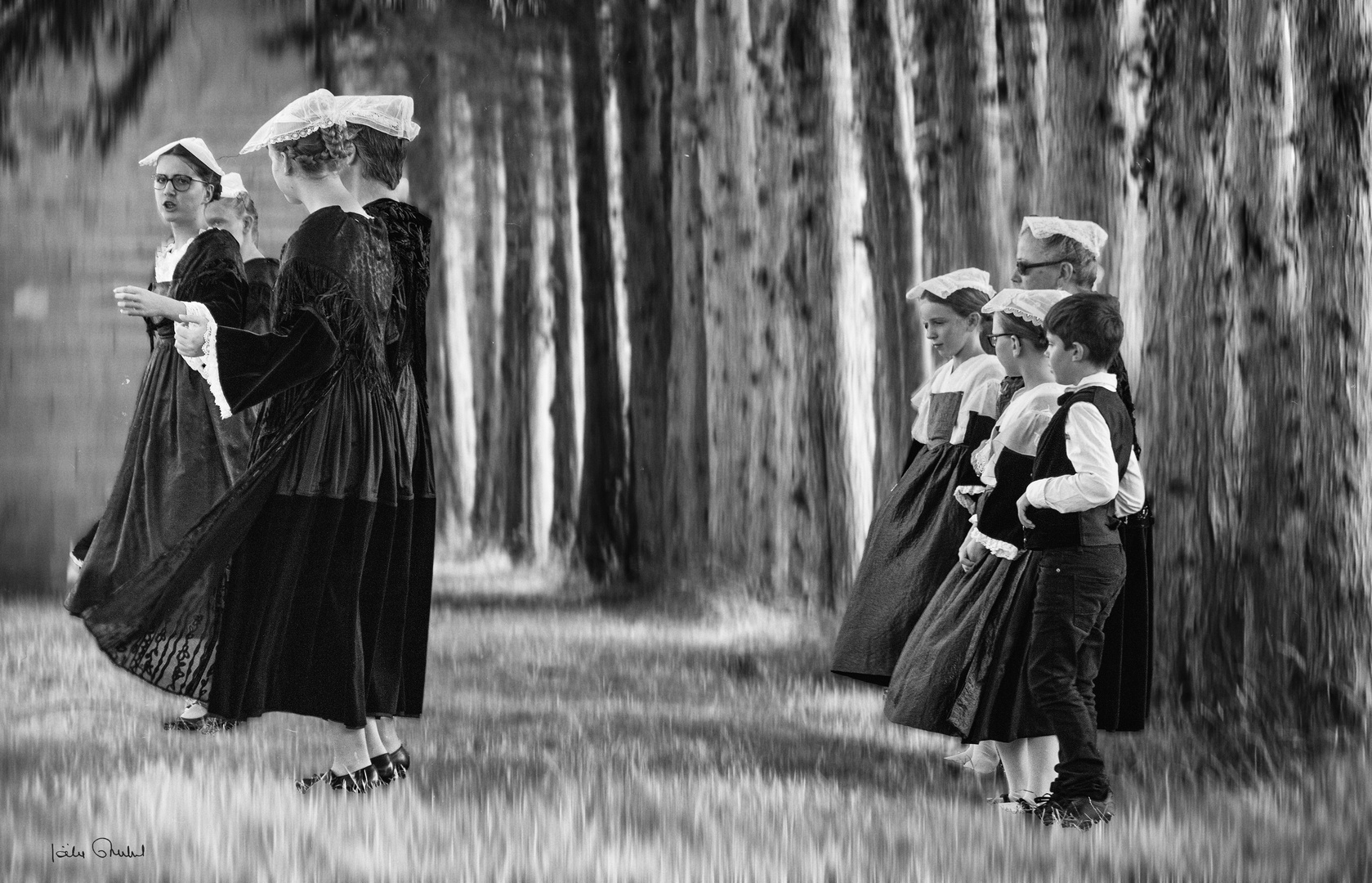 La répétition en noir et blanc .