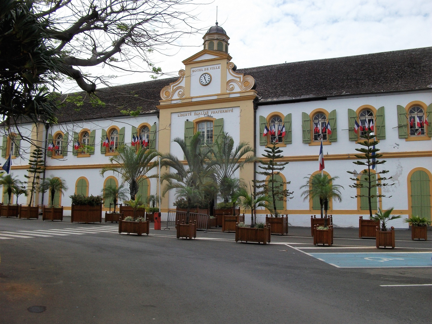 LA REUNION - Hotel de ville de St Pierre