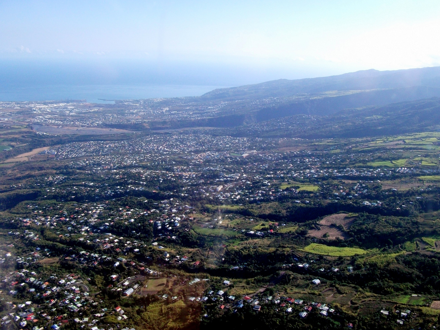 LA REUNION  - Les ravines vues du ciel