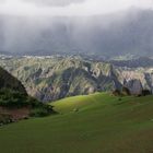 La Réunion - Linsenfelder mit Blick auf Cilaos