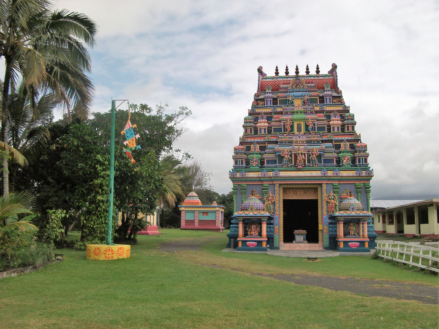 La Réunion - Temple tamoul du Colosse