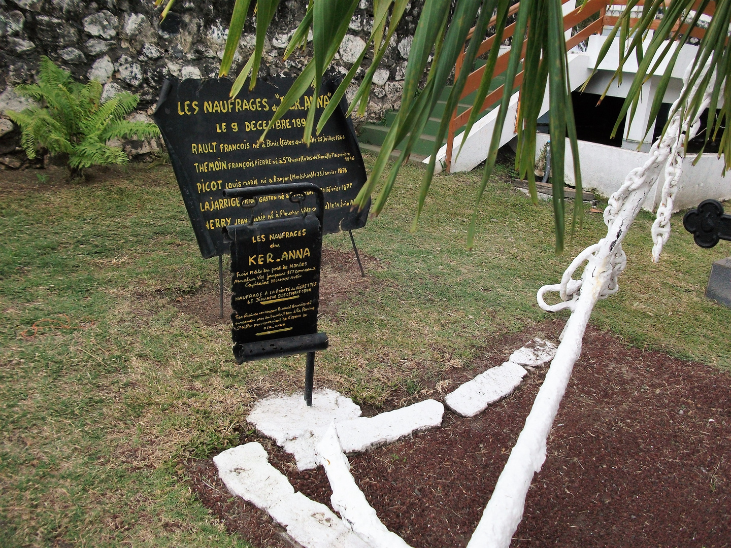 LA REUNION Tombe des naufragés du Ker-Anna