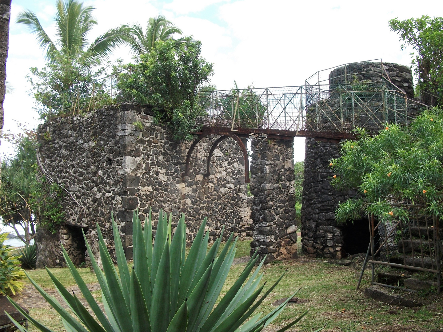 LA REUNION  Vestiges ...