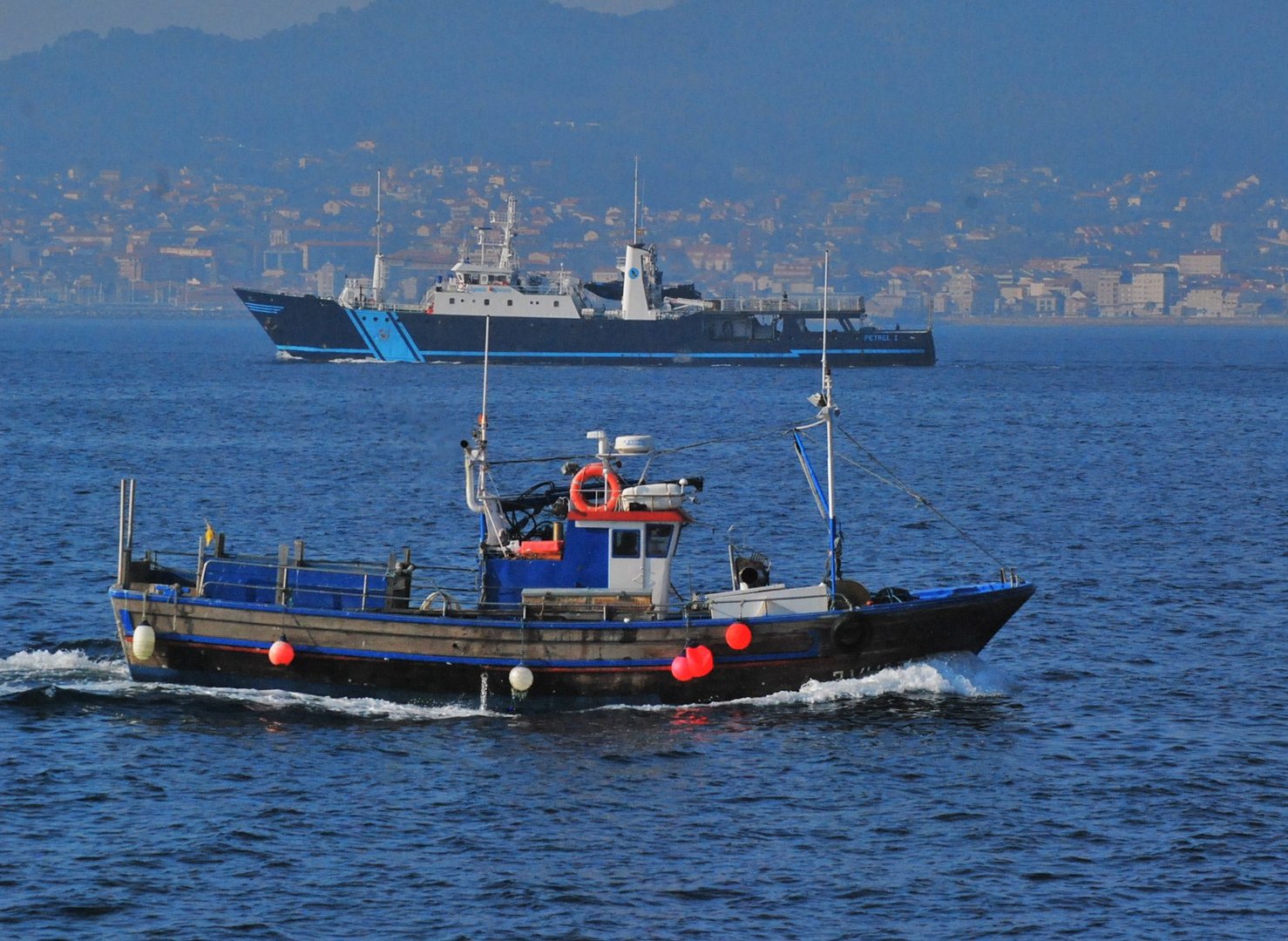 la ria de vigo barcos ...