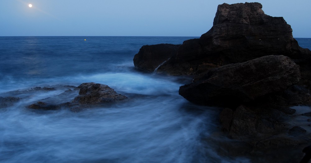 La roca y la luna