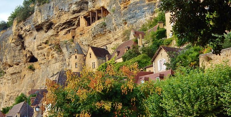 La Roque Gageac é EXo 26 ;village