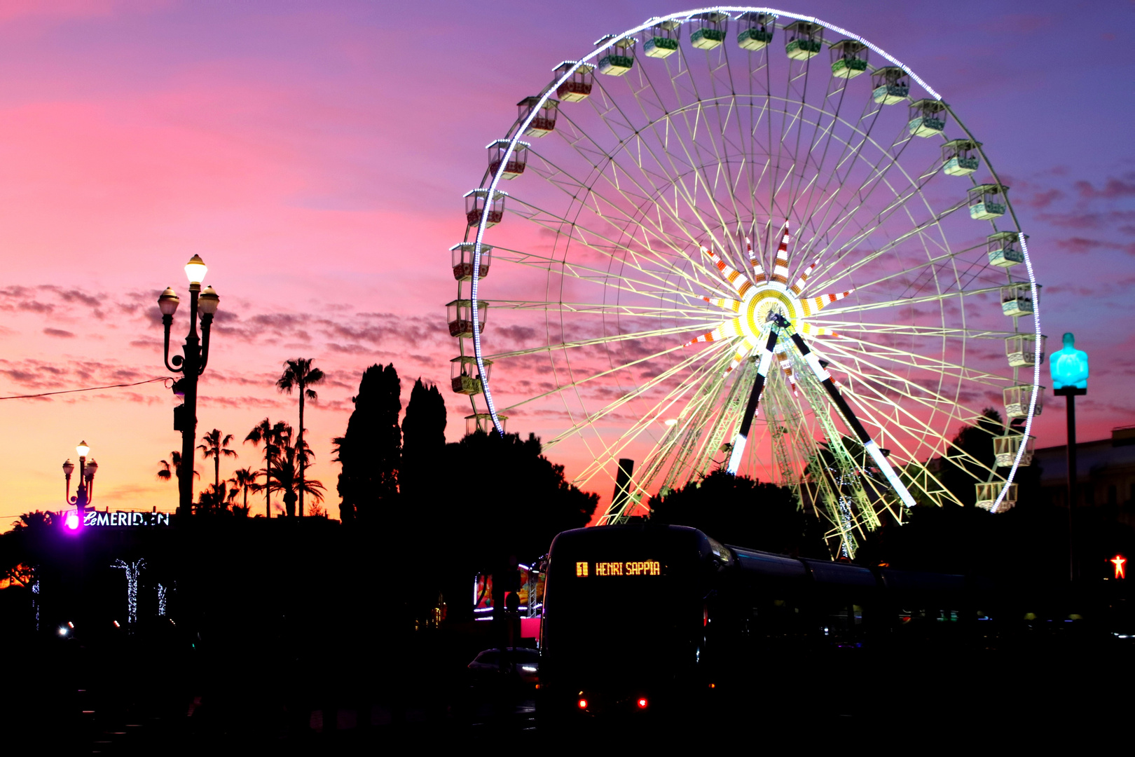 LA ROUE TOURNE...