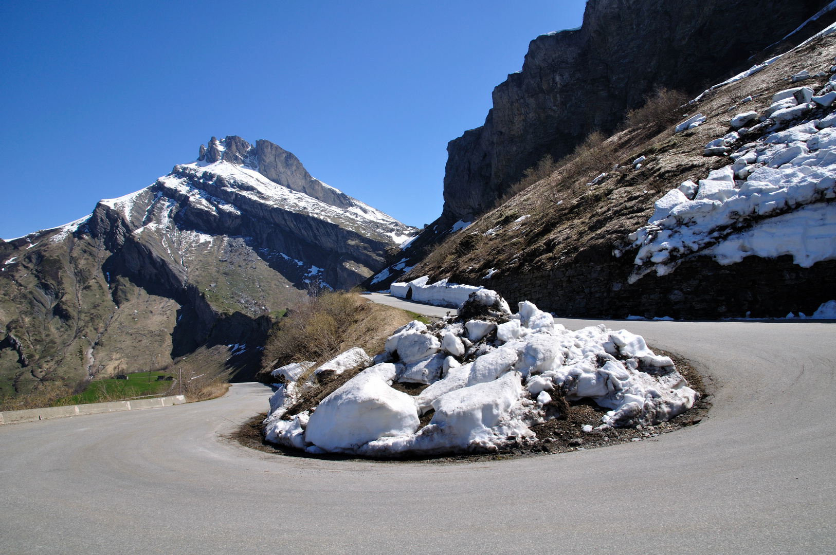 la route des grandes alpes