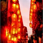 La rue aux lanternes