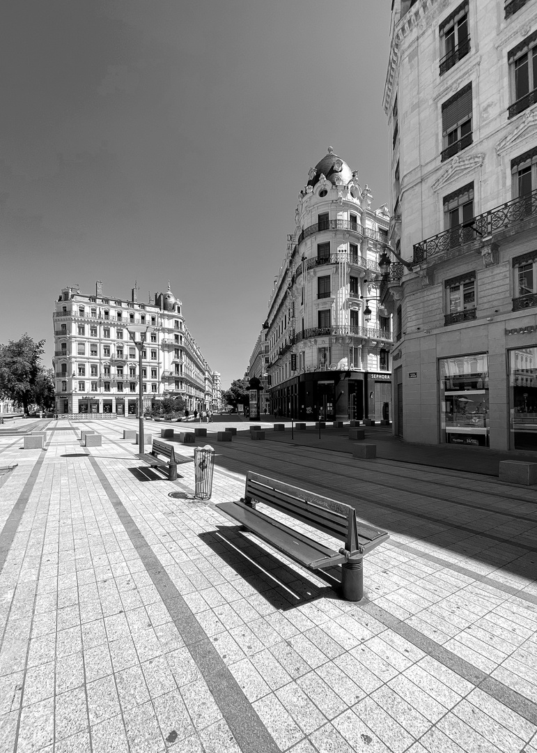 La rue de la République pendant la pandémie 