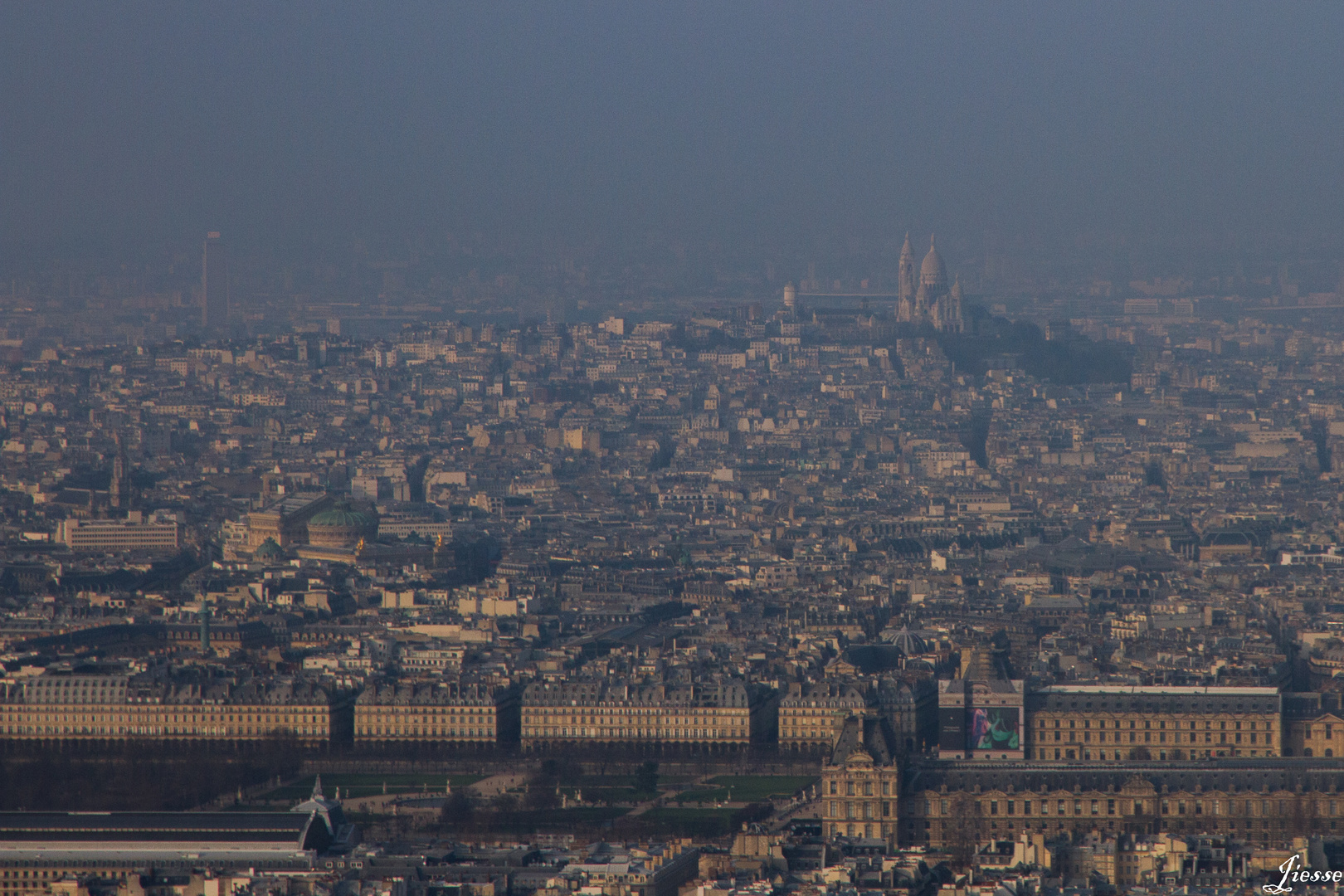 La rue de Rivoli et le Sacré-Coeur