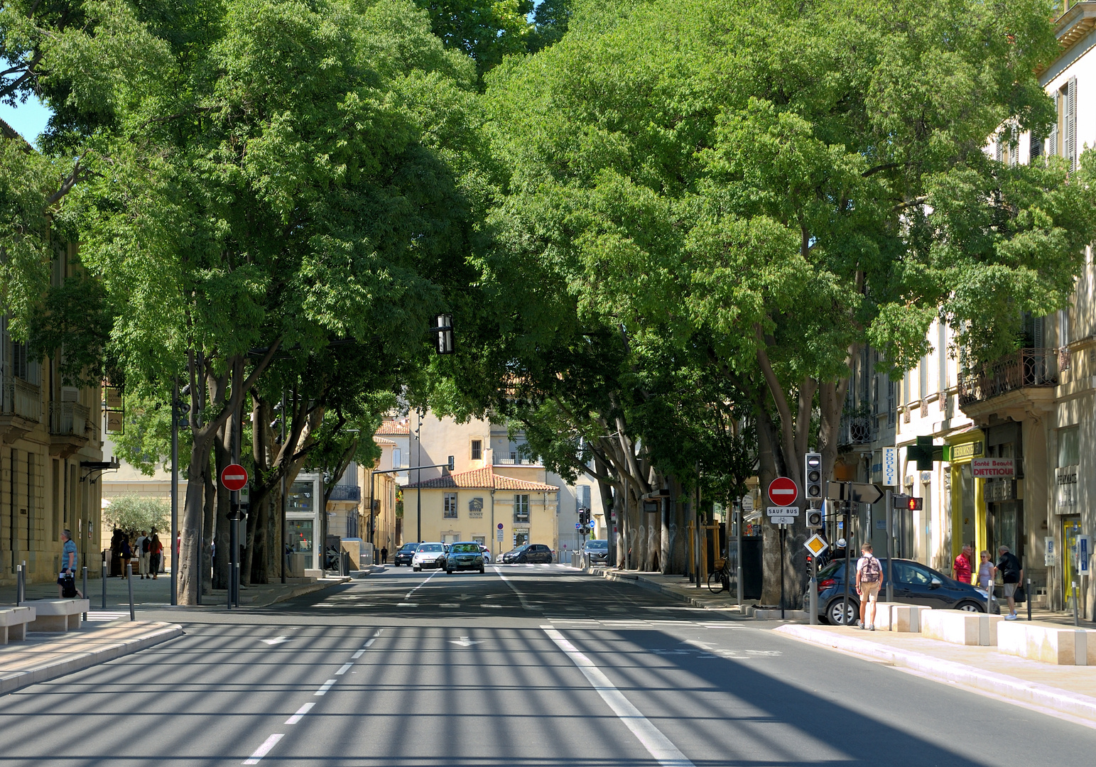 la rue fait bonne figure