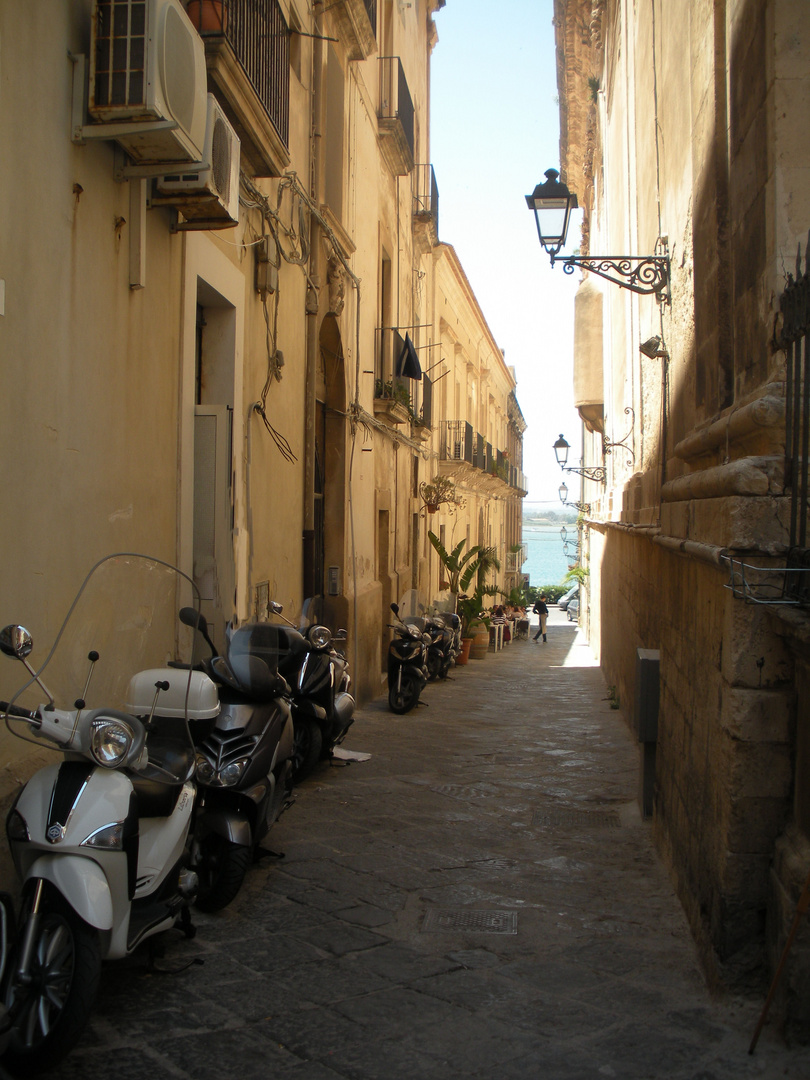 la ruelle de la mer