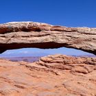 La Sal Mountains behind the Mesa Arch