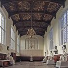 La salle des illustres de la Chapelle de Trinity College  -  Cambridge