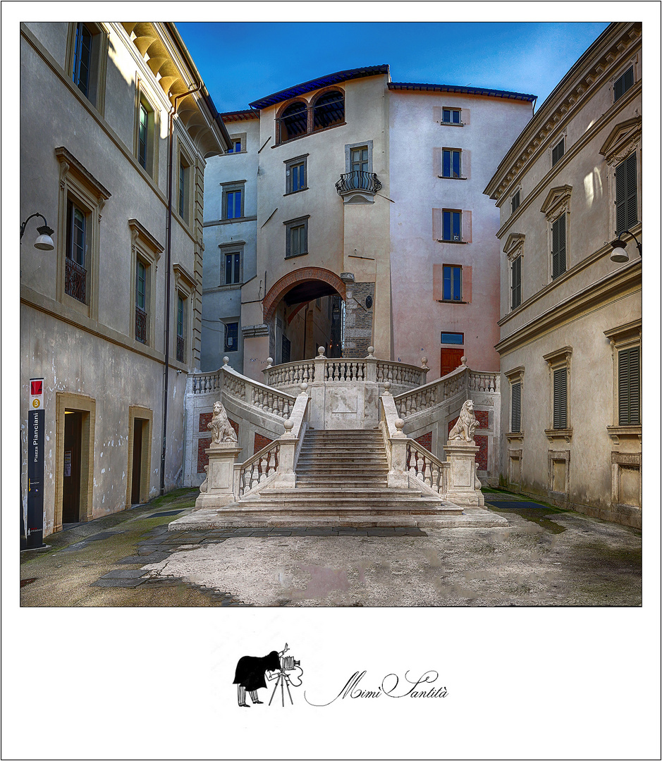 la scala di piazza pianciani a spoleto