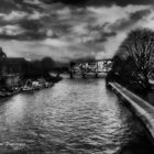 la seine sous les nuages.