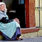 La señora de Bernal... Orgullosa