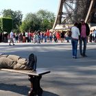 La Sieste au pied de La Tour