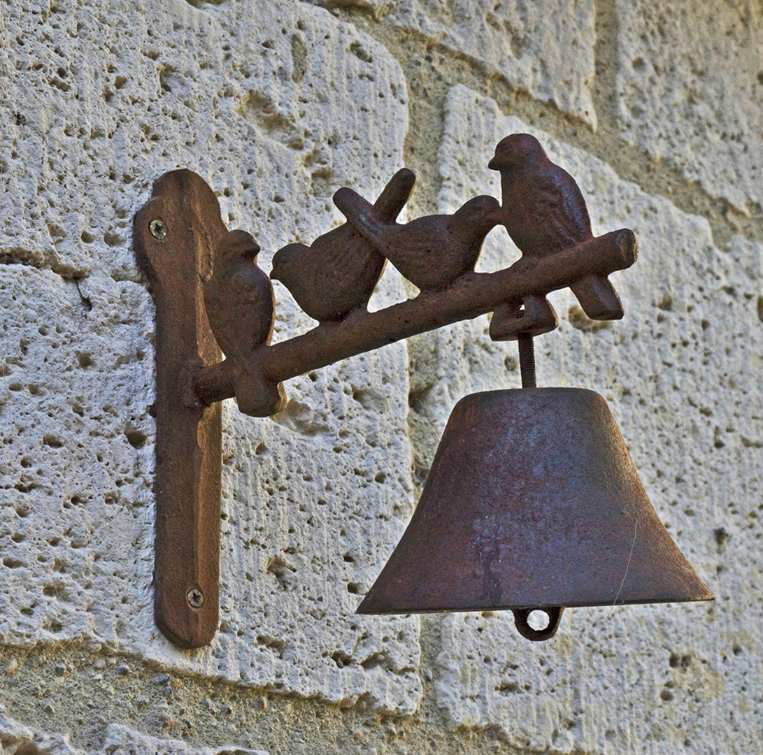 La sonnette d’une maison de La Romieu  --  Die Klingel eines Hauses von La Romieu