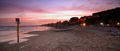 La spiaggia di Nettuno al tramonto