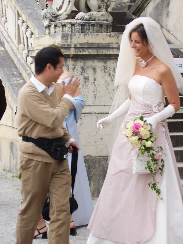 La sposa e il turista