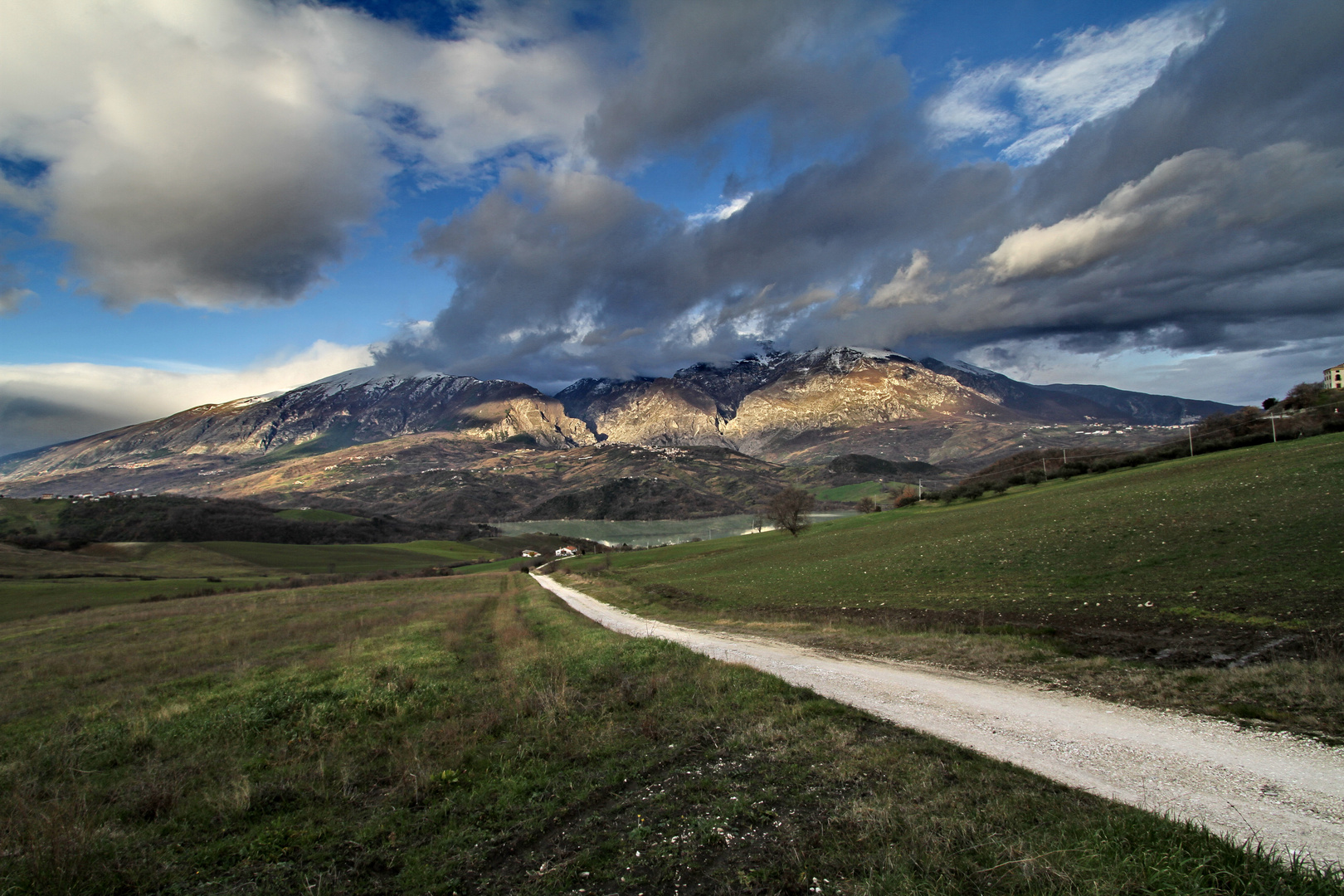 La strada del lago