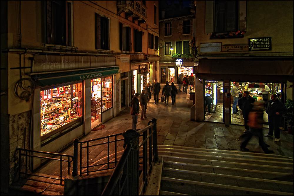 | la strade di venezia |