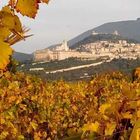 la stupenda assisi vista in autunno