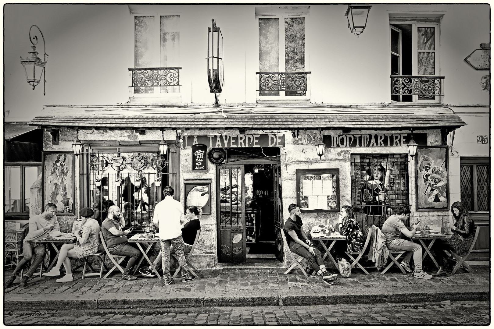 La Taverne de Montmartre s/w