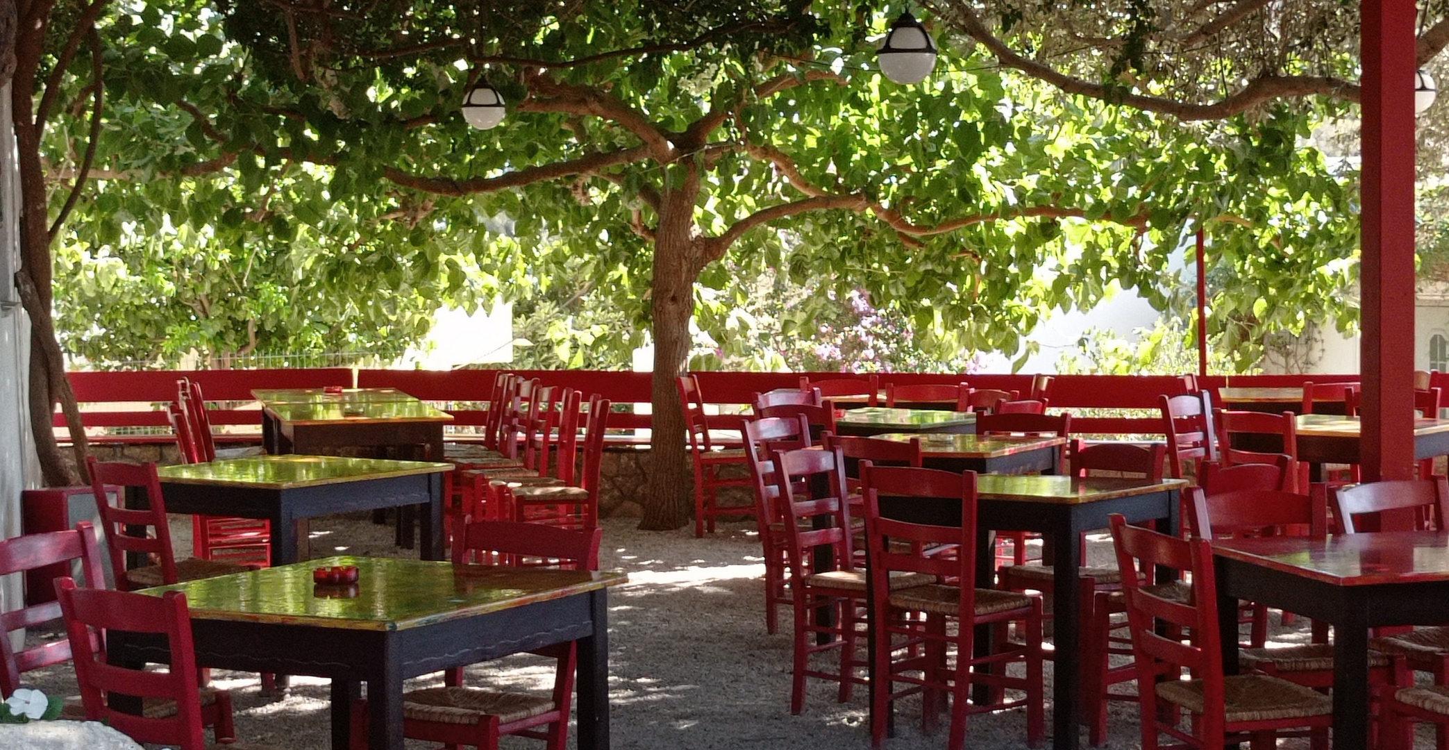  la terrasse rouge