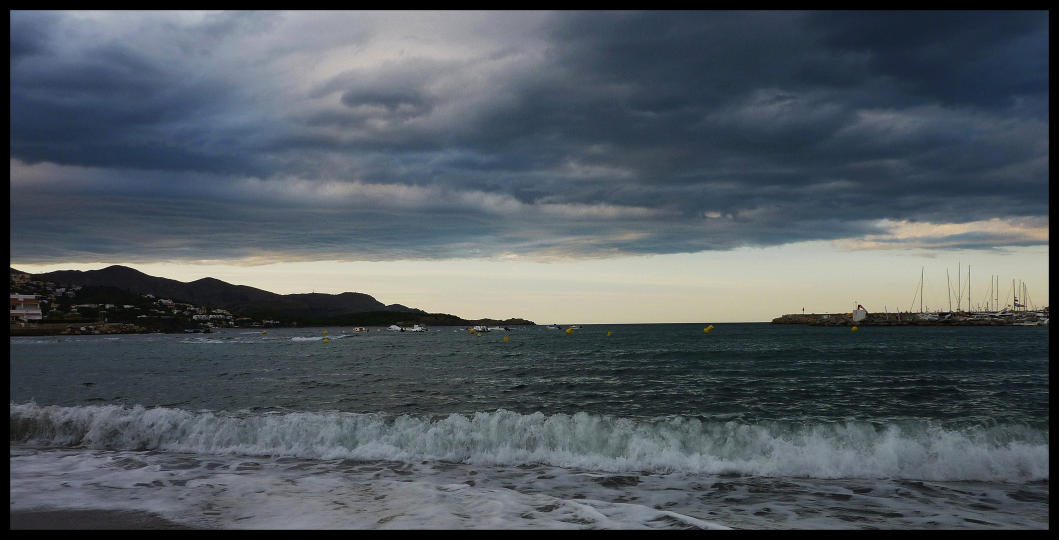 LA TORMENTA QUE VIENE