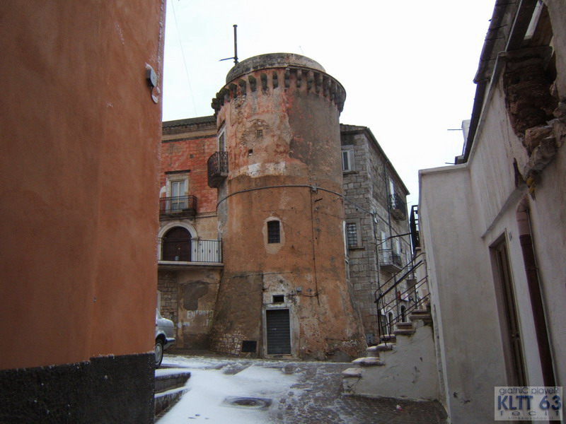 la torre - Rignano Garganico marzo 2006 kltt63fecit