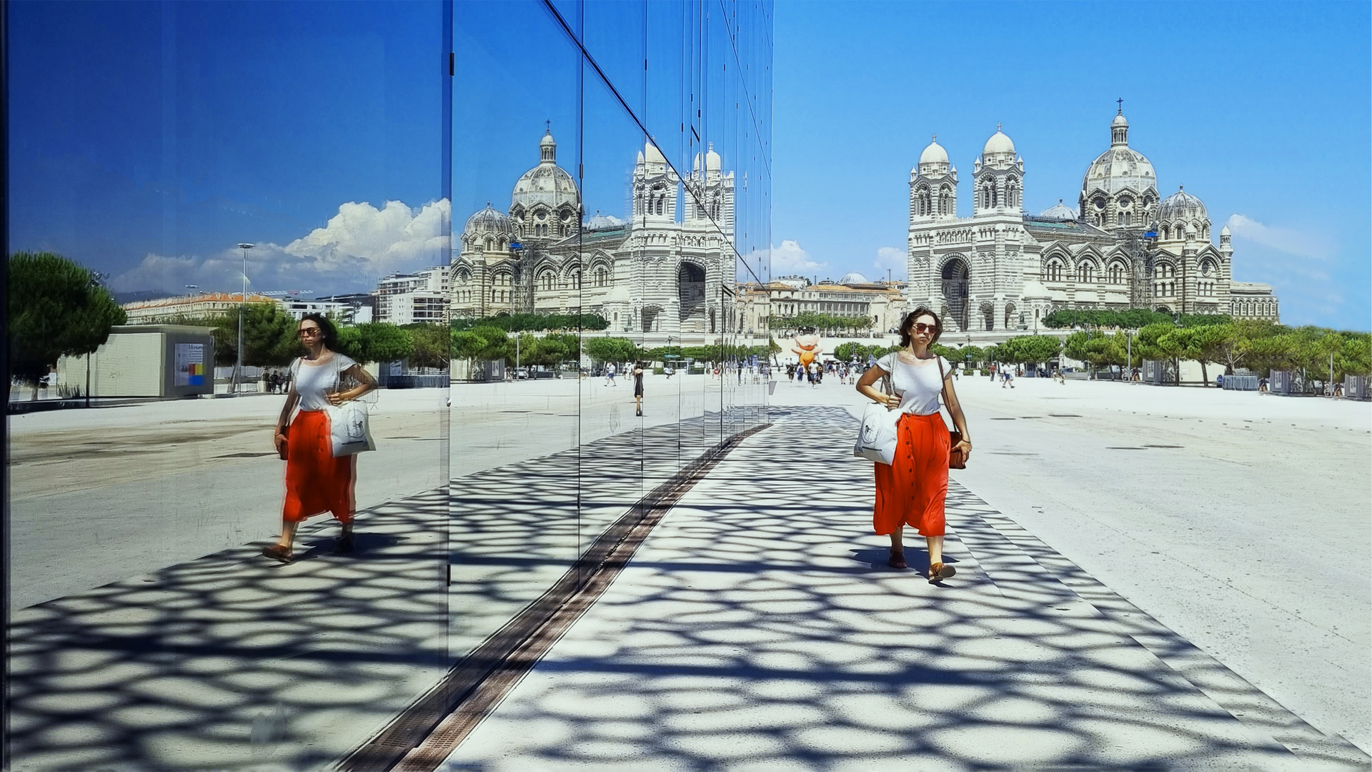 La touche de rouge au mucem,